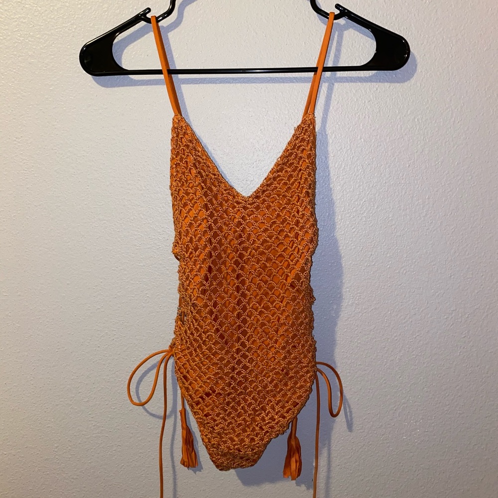 Acacia Crochet Florence